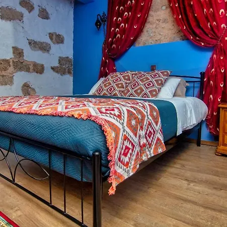 Fatma Hanoum Boutique עיר רודוס