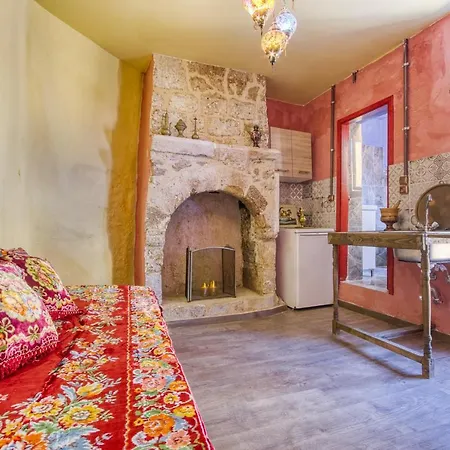 Fatma Hanoum Boutique דירה *